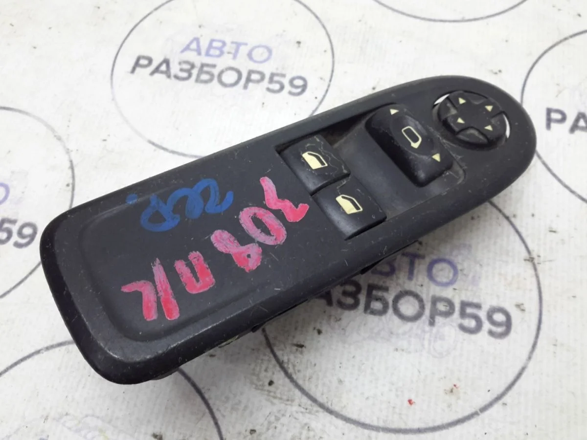 Блок стеклоподъемников Peugeot 308 I (2007—2011)