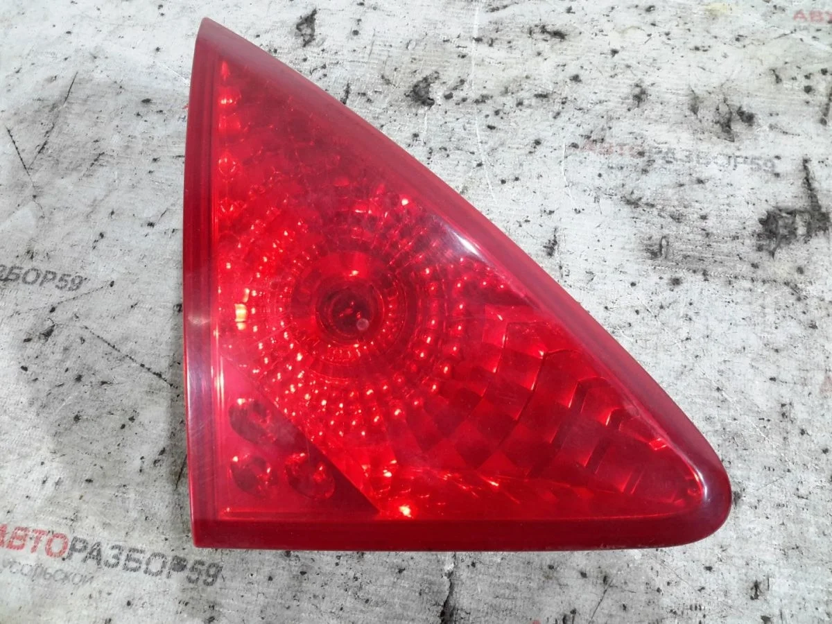 Фонарь левый Peugeot 3008 I (2009—2013)