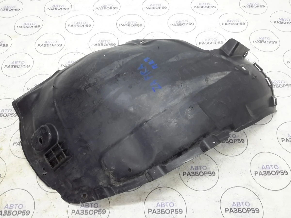 Подкрылок передний правый Opel Zafira B (2005—2008)