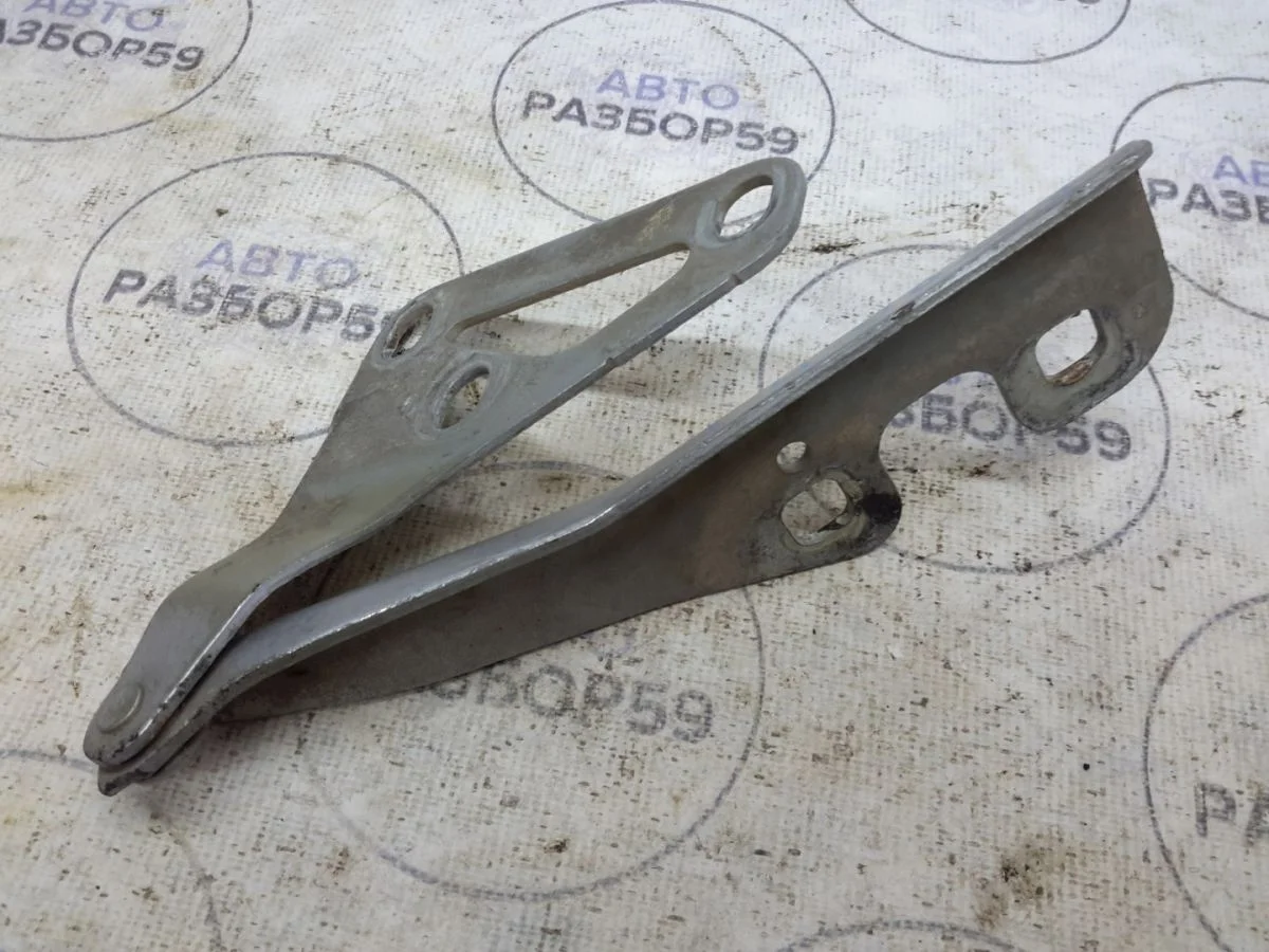 Петля капота Opel Astra H рестайлинг (2006—2014)