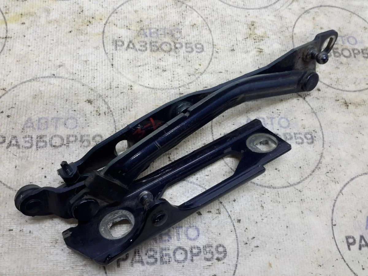 Петля багажника Opel Astra H рестайлинг (2006—2014)