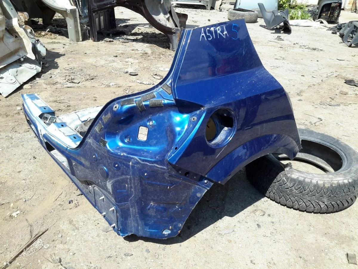 Крыло заднее правое Opel Astra H рестайлинг (2006—2014)