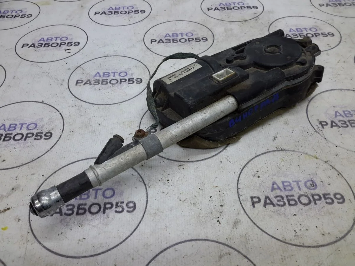 Антенна Nissan Wingroad Y11 (1999—2001)