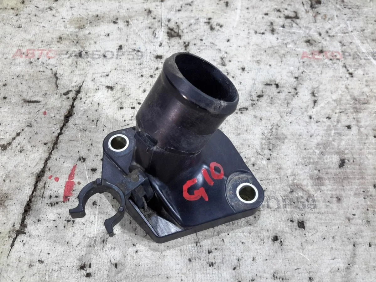 Фланец термостата Nissan Qashqai I (2006—2010)