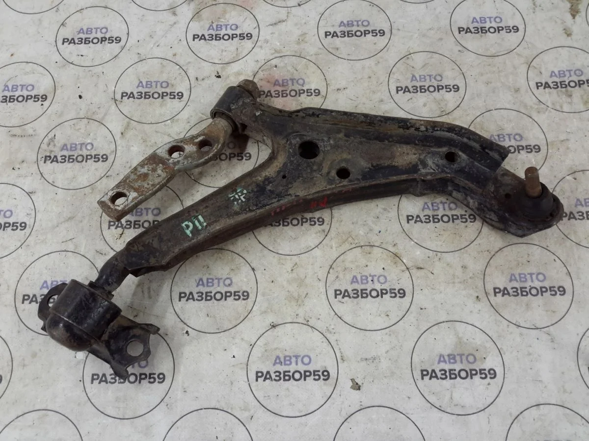 Рычаг правый нижний Nissan Primera P11 рестайлинг (1999—2002)