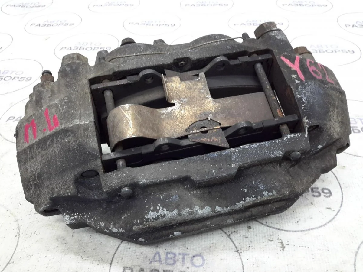 Суппорт передний левый Nissan Patrol Y62 (2010—2014)