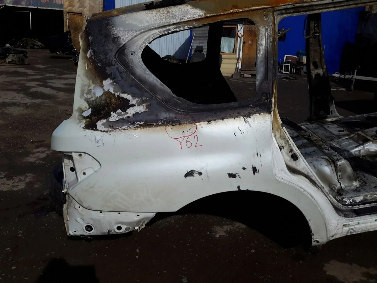 Крыло заднее правое Nissan Patrol Y62 (2010—2014)