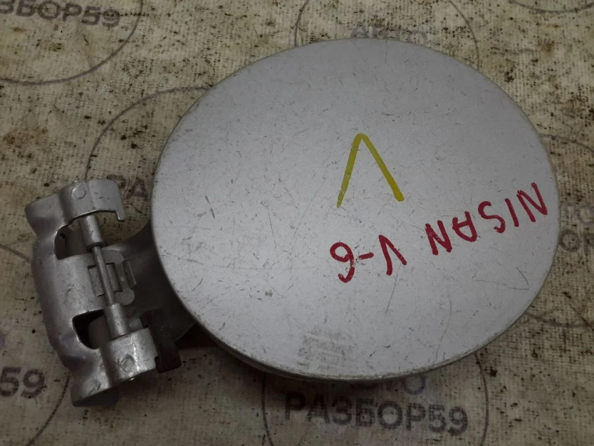 Лючок бензобака Nissan Murano Z50 (2002—2008)