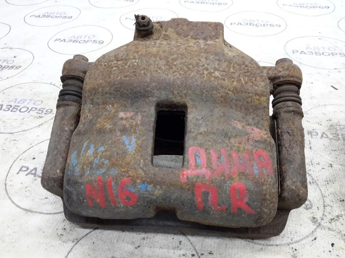 Суппорт передний правый Nissan Almera N16 (2000—2003)