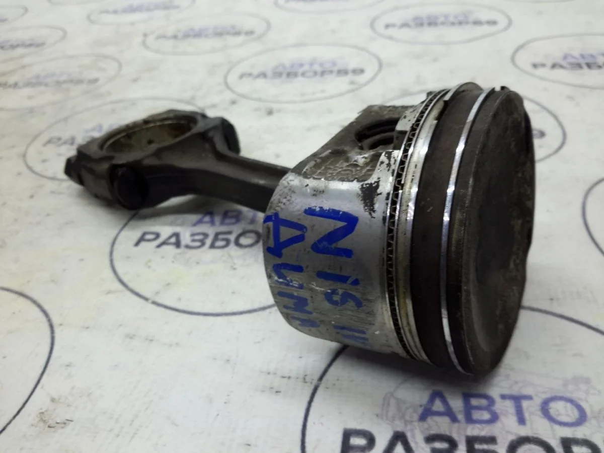 Шатун Nissan Almera N16 (2000—2003)