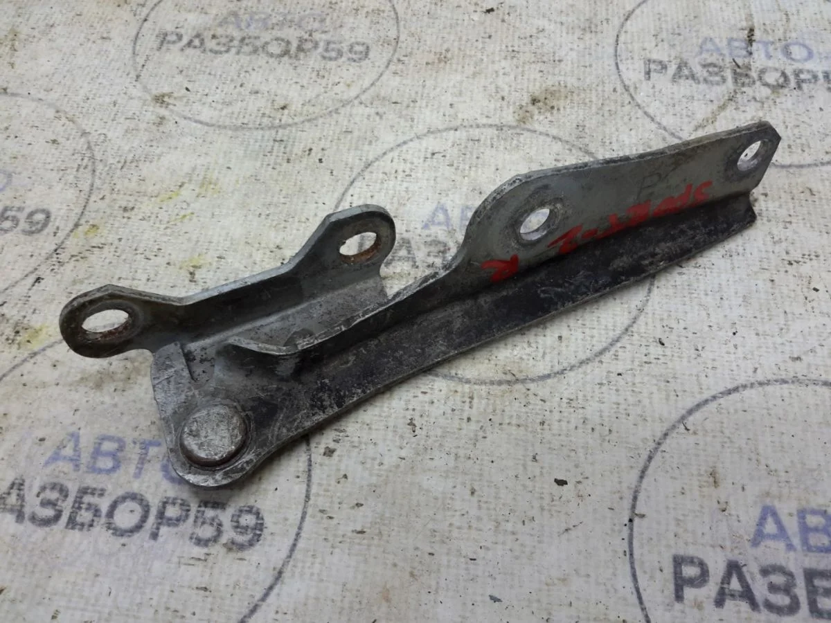 Петля капота Mitsubishi Pajero Sport II (2008—2013)