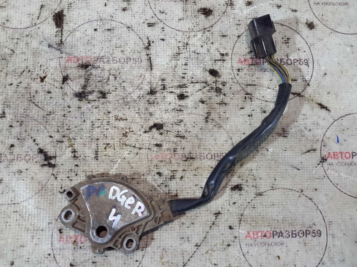 Селектор КПП Mitsubishi Pajero IV (2006—2011)