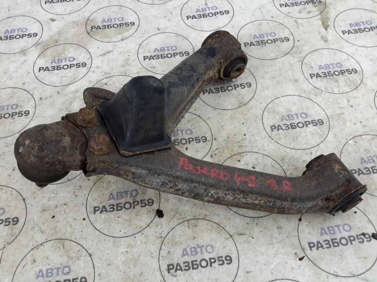 Рычаг задний правый Mitsubishi Pajero IV (2006—2011)