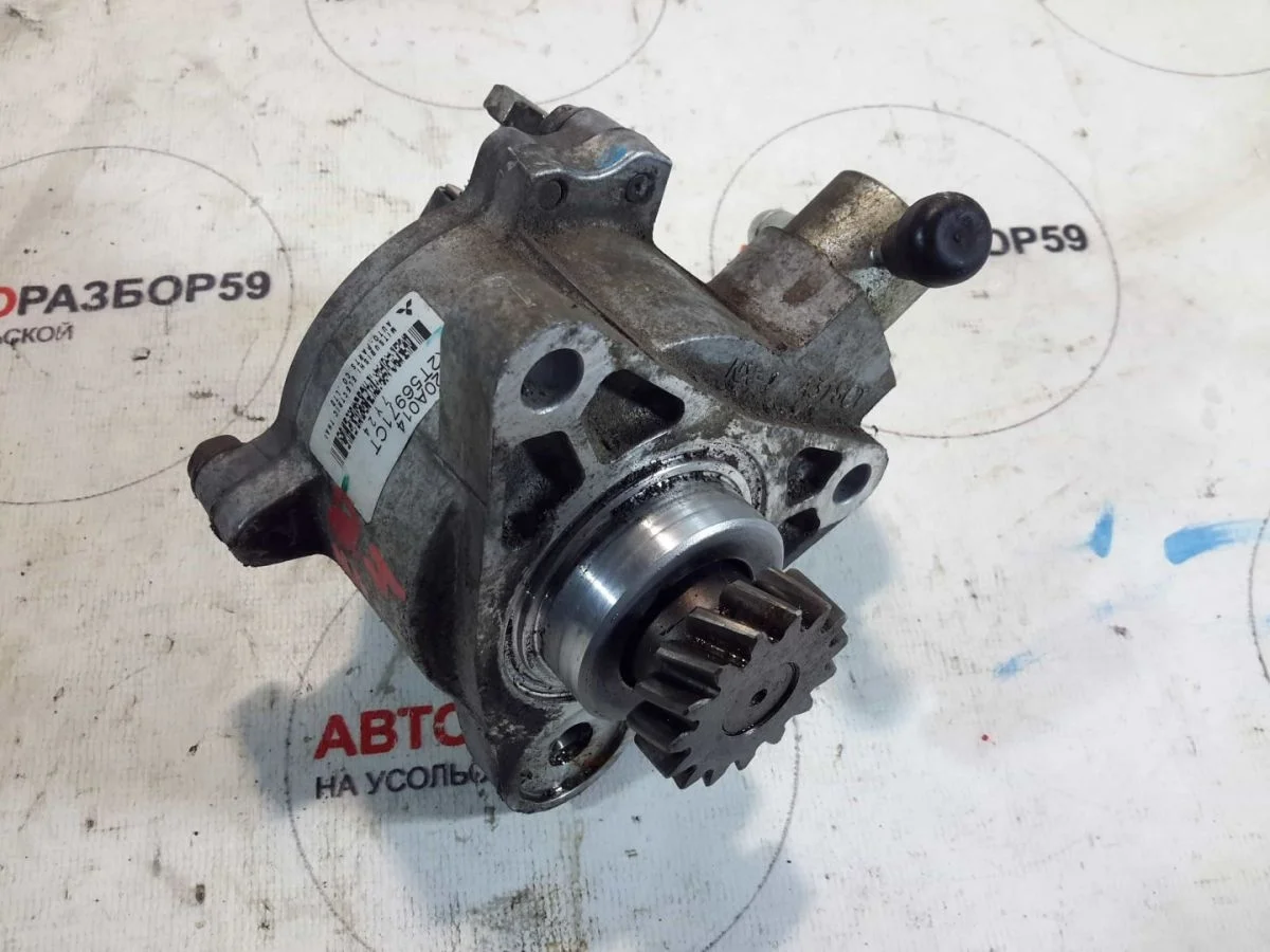 Вакуумный насос Mitsubishi Pajero IV (2006—2011)