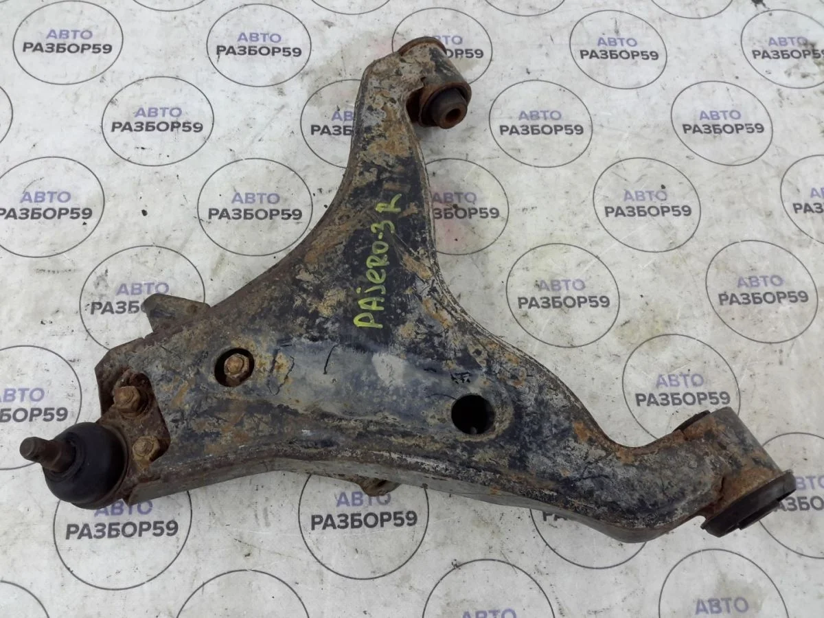 Рычаг передний правый Mitsubishi Pajero III (1999—2003)