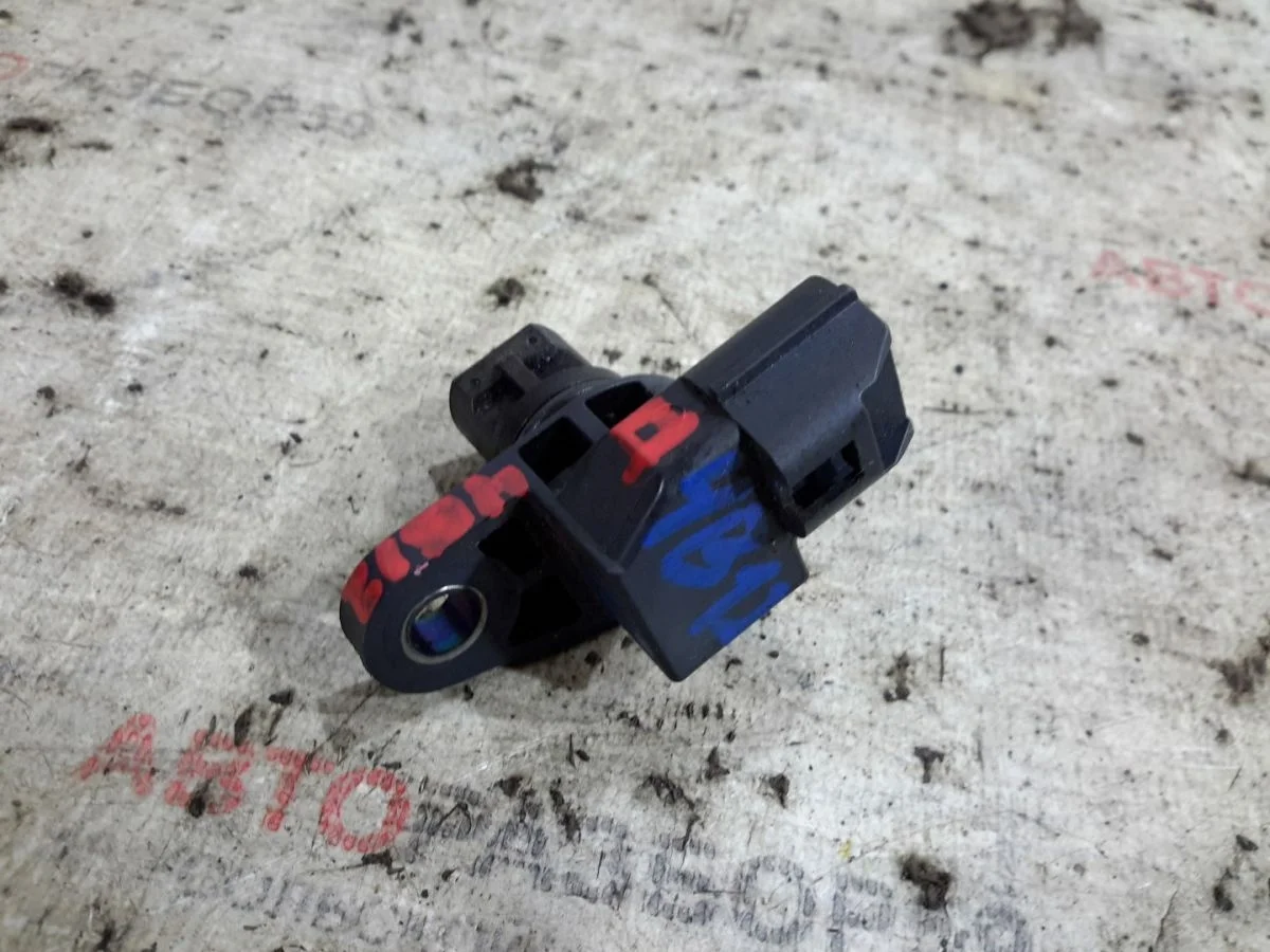 Датчик распредвала Mitsubishi Outlander II (2005—2009)