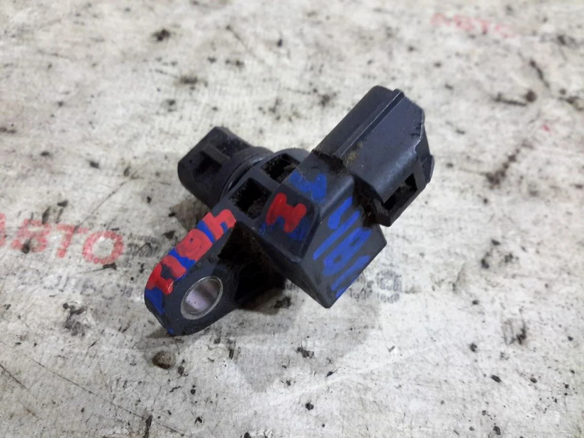 Датчик распредвала Mitsubishi Outlander II (2005—2009)