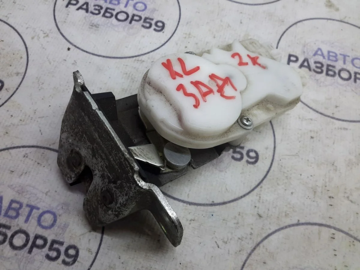 Замок багажника Mitsubishi Outlander II (2005—2009)