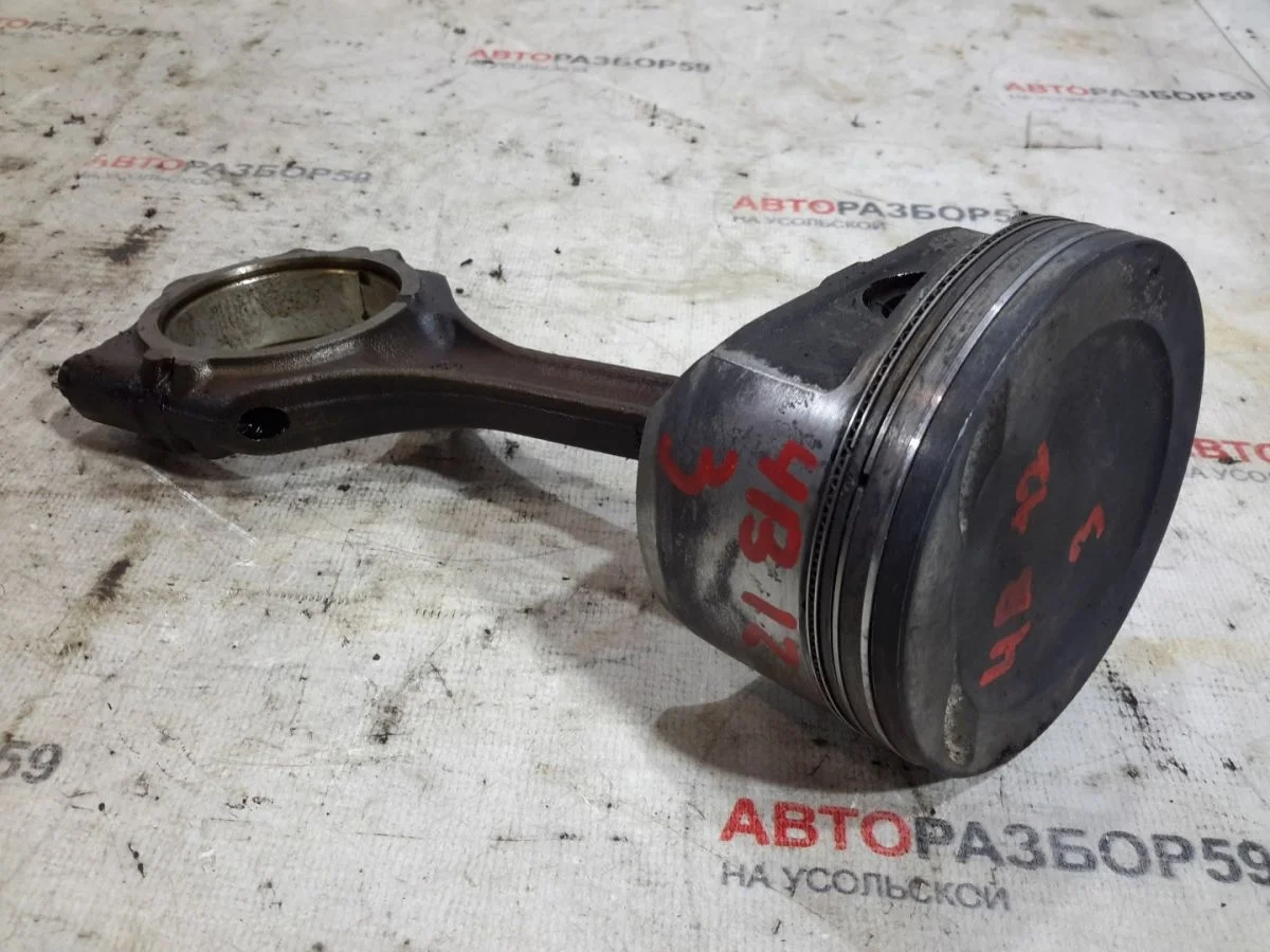 Поршень с шатуном Mitsubishi Outlander II (2005—2009)