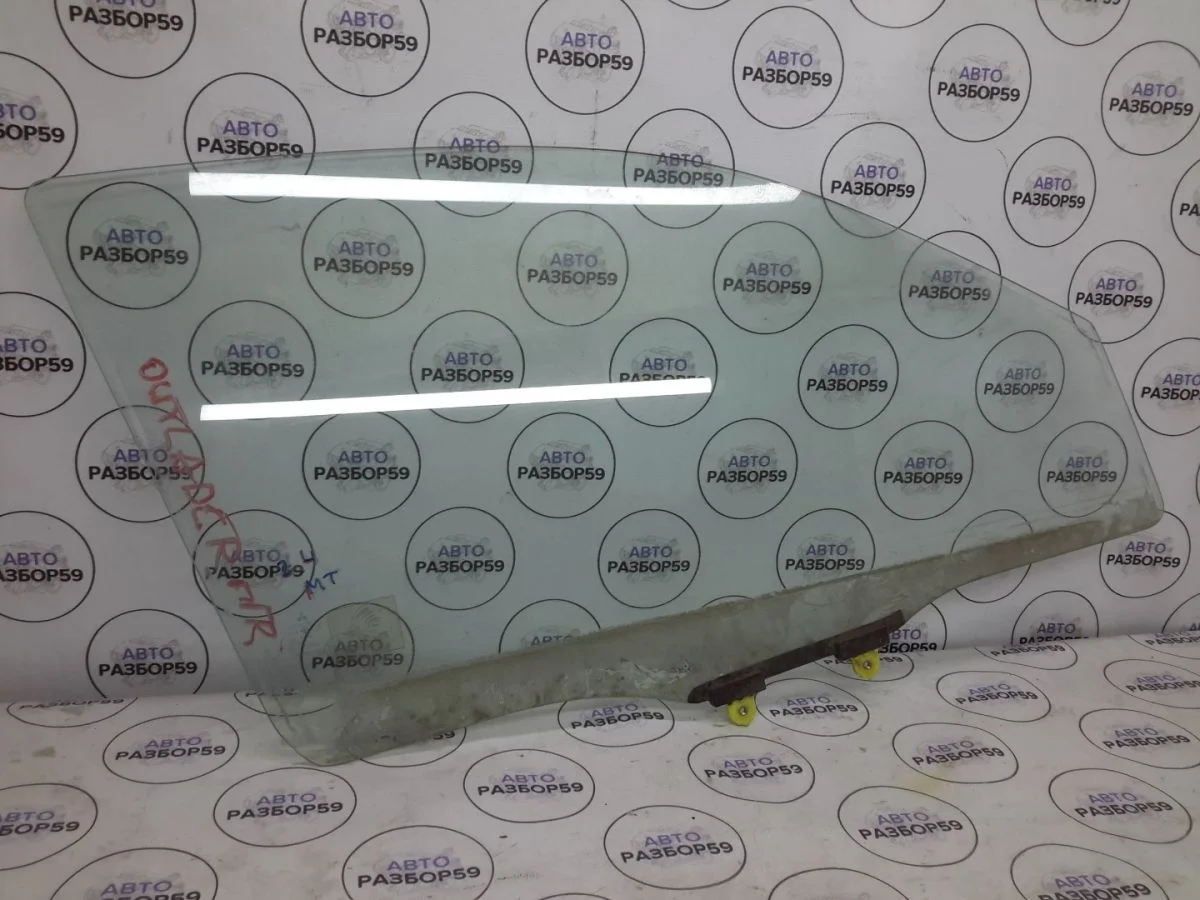 Стекло переднее правое Mitsubishi Outlander I (2002—2009)