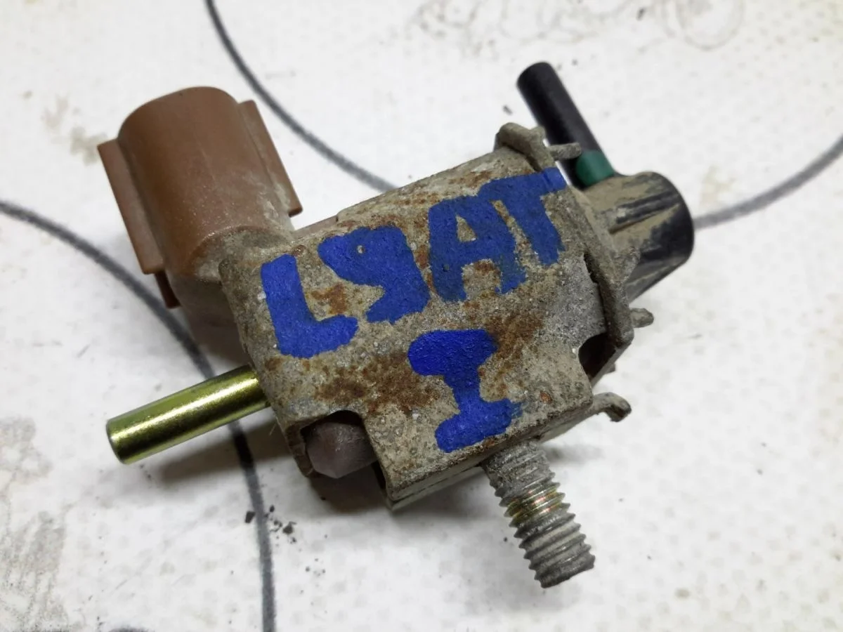 Клапан электромагнитный Mitsubishi Lancer IX (2000—2007)