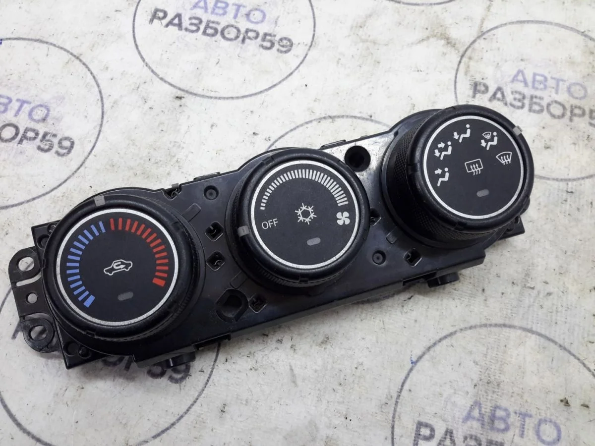 Блок управления отопителем Mitsubishi Lancer X (2007—2010)