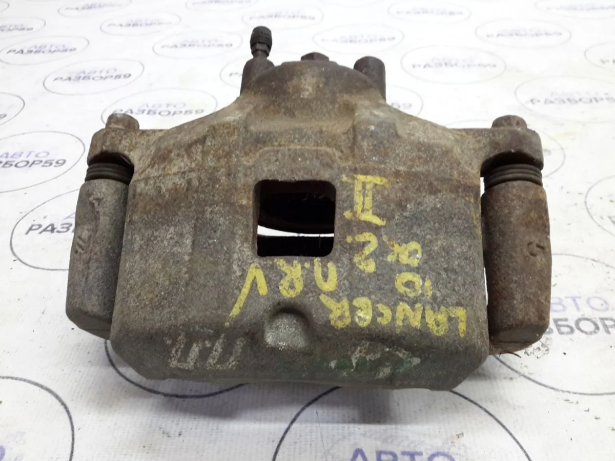 Суппорт передний правый Mitsubishi Lancer X (2007—2010)