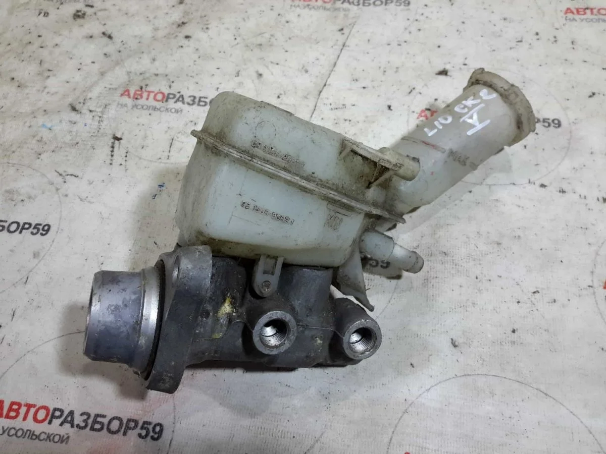 Главный тормозной цилиндр Mitsubishi Lancer X (2007—2010)