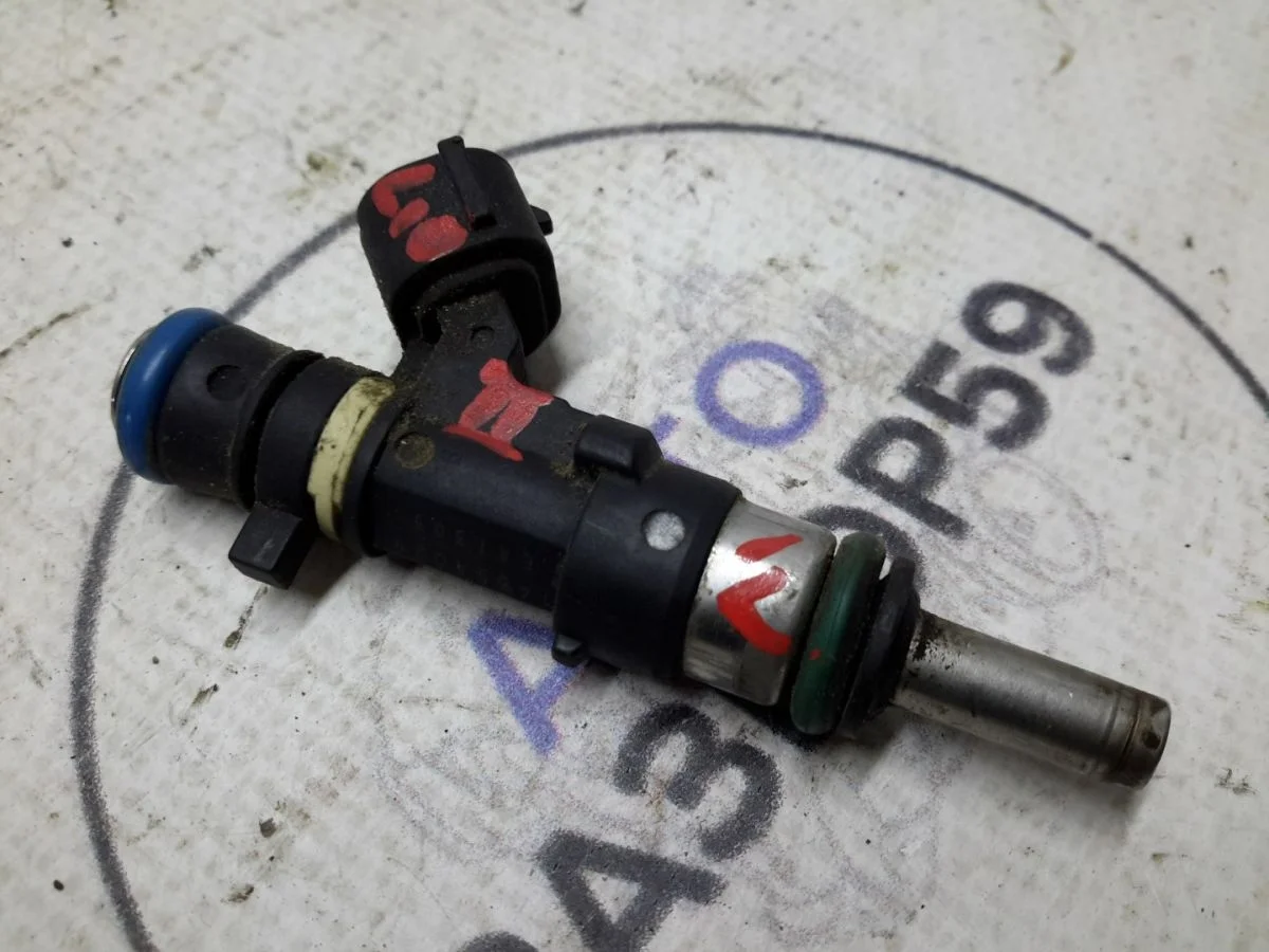 Форсунка топливная Mitsubishi Lancer X (2007—2010)