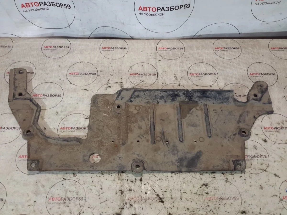 Пыльник двигателя Mitsubishi Lancer X (2007—2010)