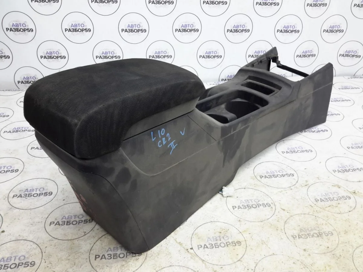 Подлокотник Mitsubishi Lancer X (2007—2010)