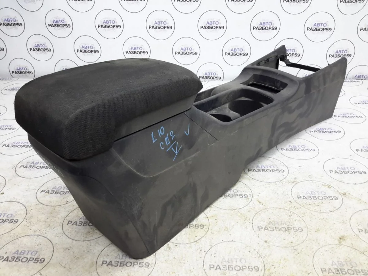 Подлокотник Mitsubishi Lancer X (2007—2010)