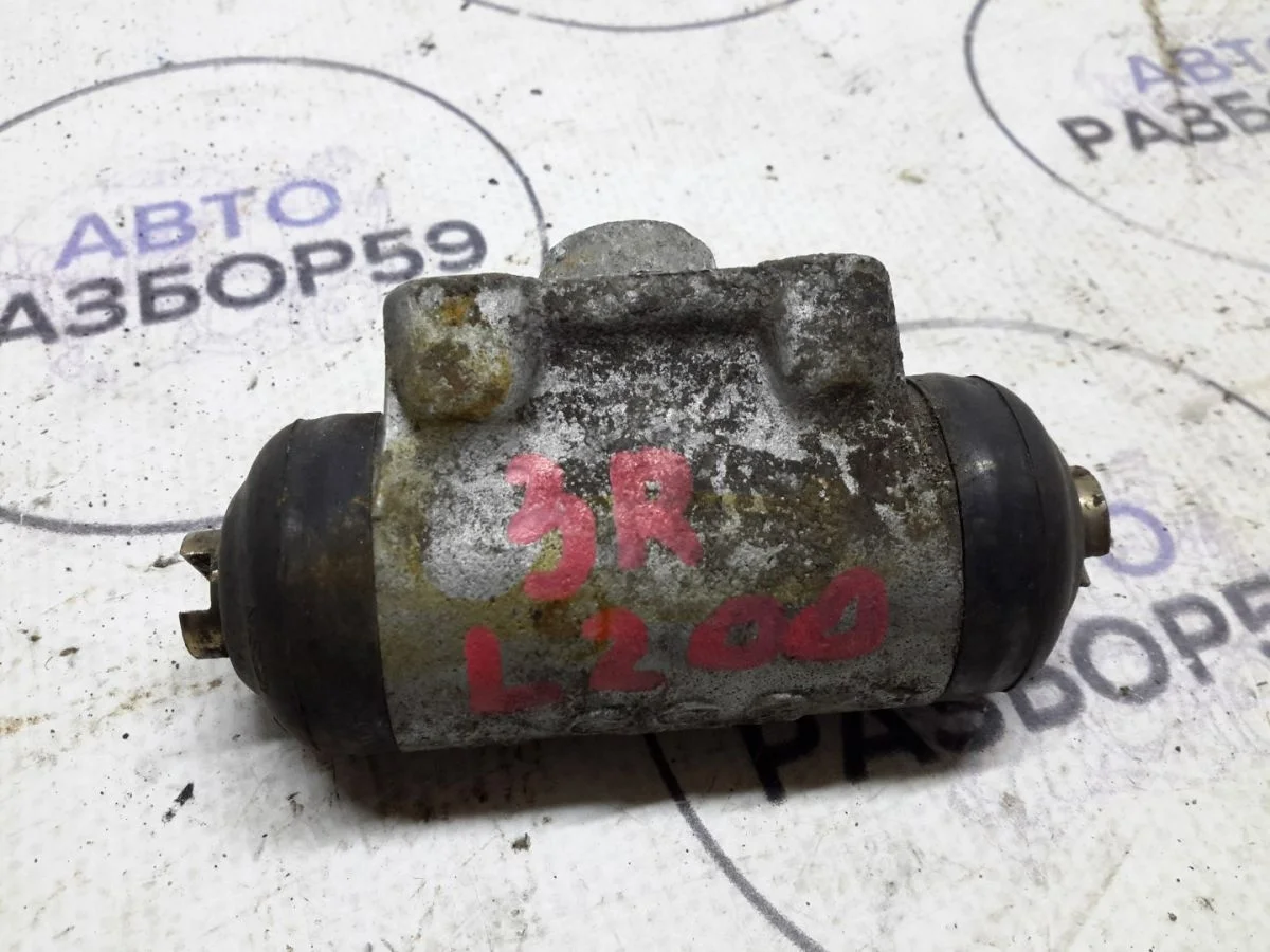 Рабочий тормозной цилиндр Mitsubishi L200 IV рестайлинг (2013—2015)