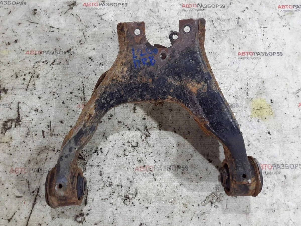 Рычаг передний правый Mitsubishi L200 IV рестайлинг (2013—2015)