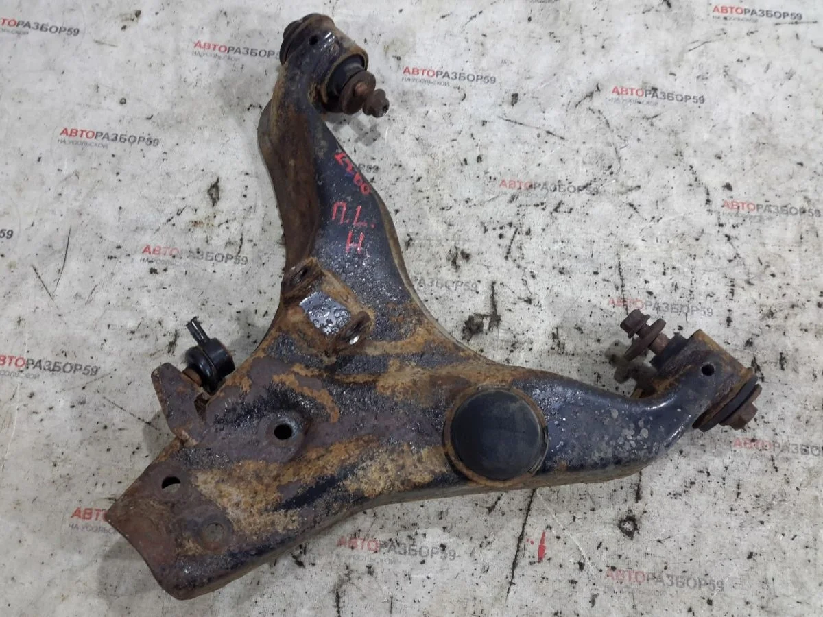 Рычаг передний левый Mitsubishi L200 IV рестайлинг (2013—2015)