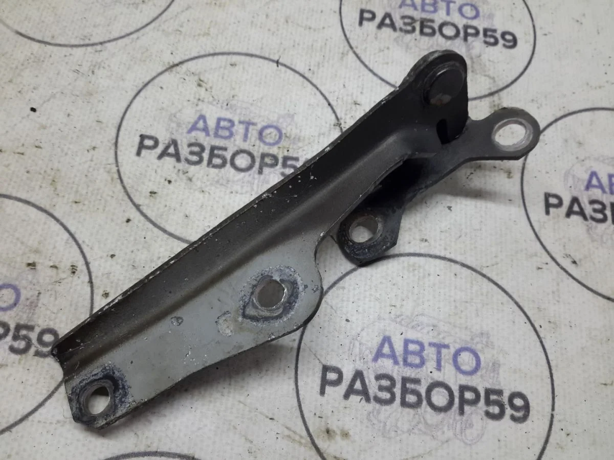 Петля капота Mitsubishi L200 IV рестайлинг (2013—2015)