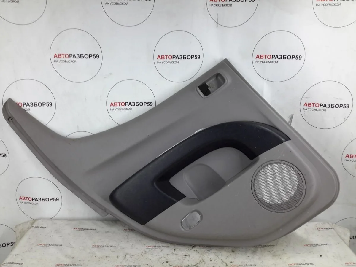 Обшивка двери задней левой Mitsubishi L200 IV рестайлинг (2013—2015)