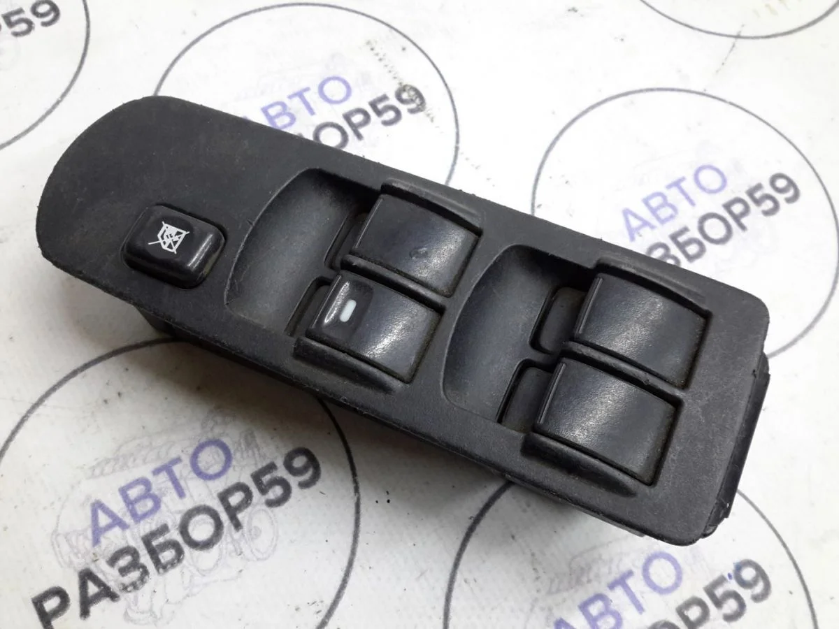 Блок стеклоподъемников Mitsubishi Colt Z30 (2002—2012)