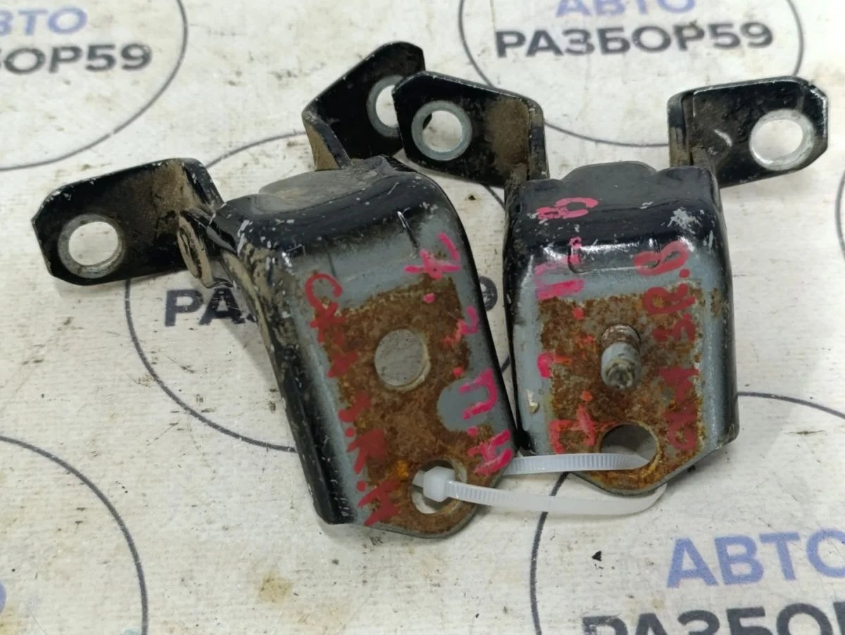 Петля двери Mazda CX-7 I (2006—2009)