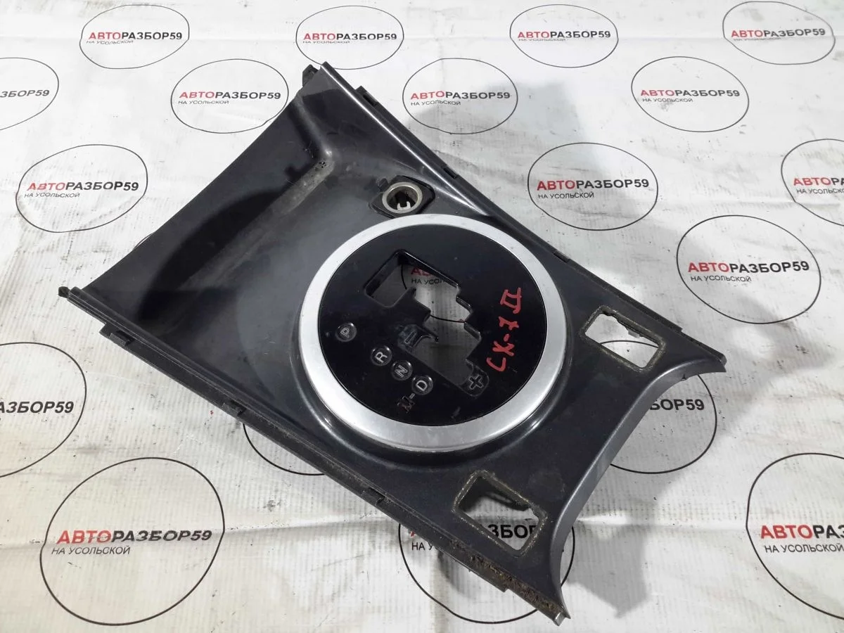 Накладка КПП Mazda CX-7 I (2006—2009)