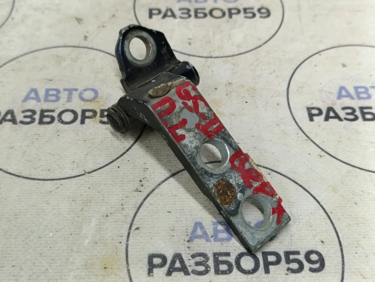 Петля двери Lexus GS III рестайлинг (2007—2011)