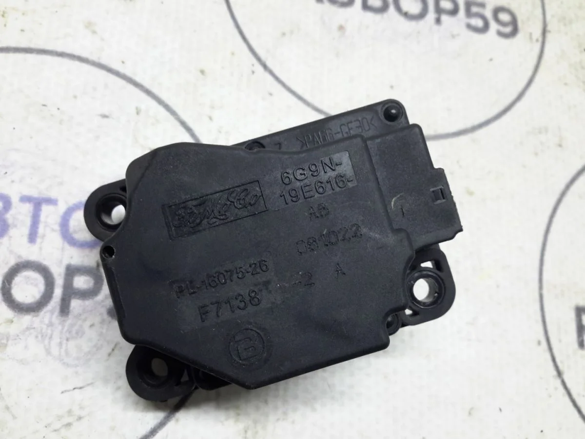 Сервопривод отопителя Land Rover Freelander II рестайлинг 2 (2012—2014)