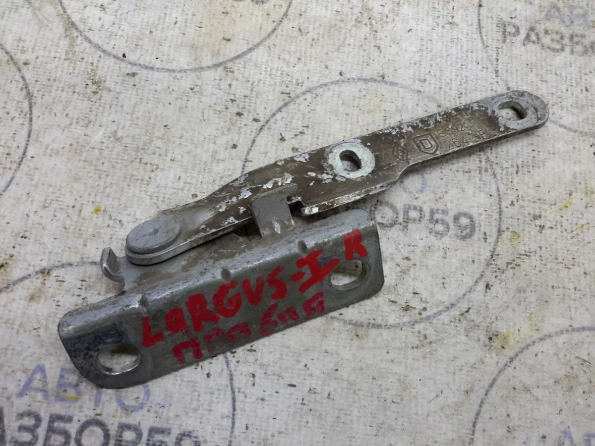 Петля капота ВАЗ (LADA) Largus I (2012—2021)