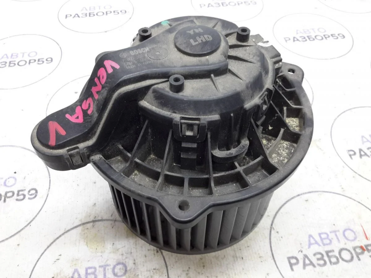 Моторчик печки Kia Venga I рестайлинг (2014—2018)