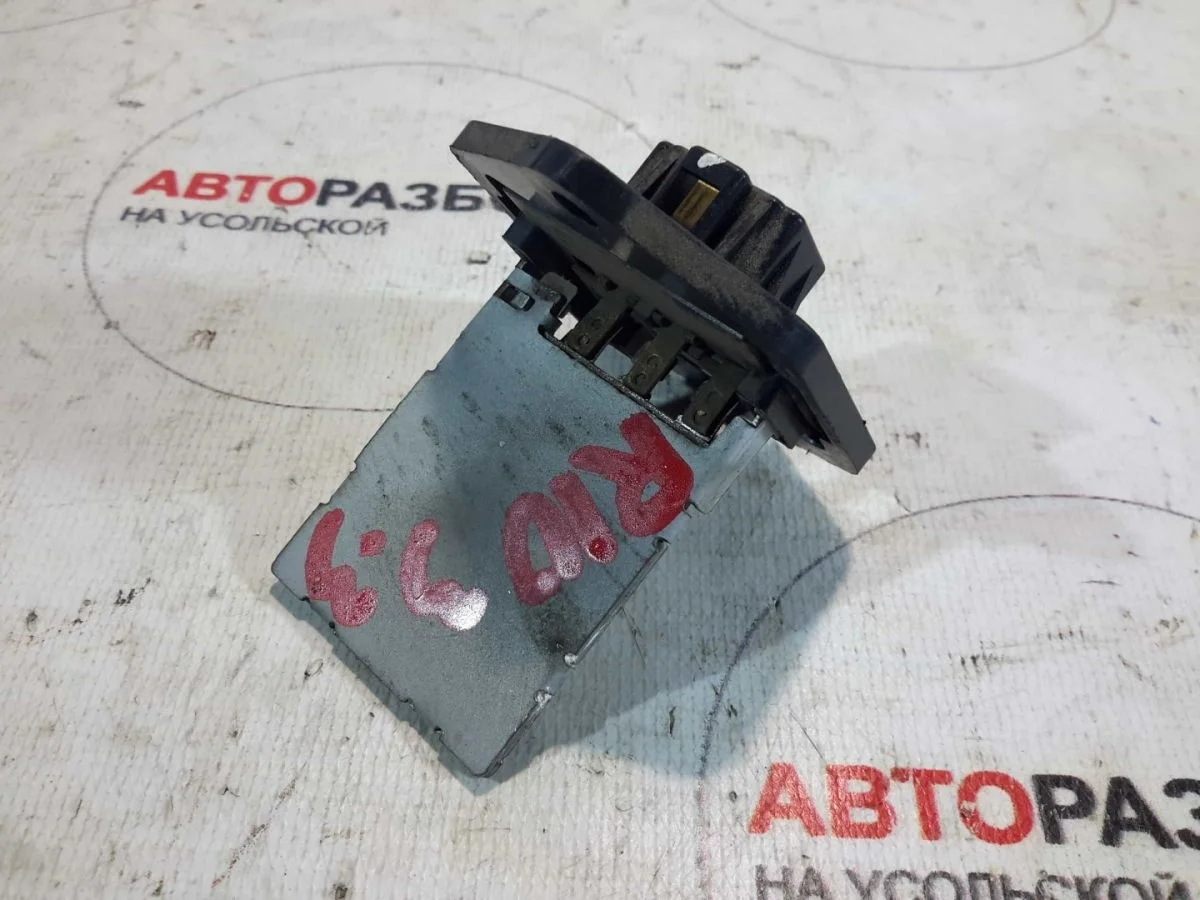 Резистор печки Kia Rio III рестайлинг (2015—2017)