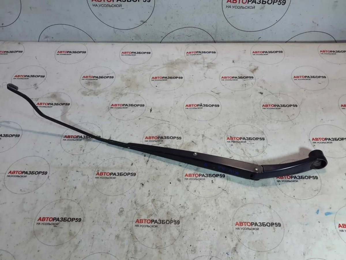 Поводок стеклоочистителя Kia Rio III рестайлинг (2015—2017)