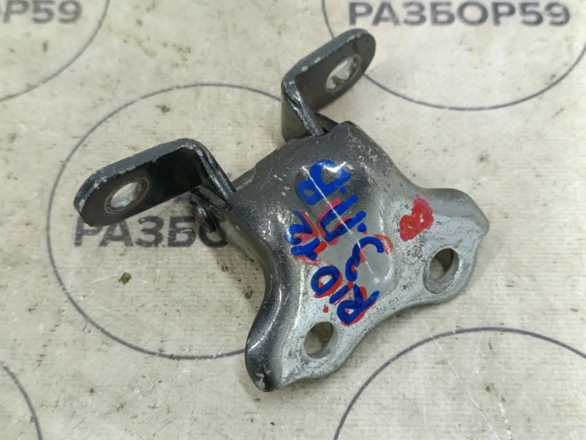 Петля двери Kia Rio III рестайлинг (2015—2017)