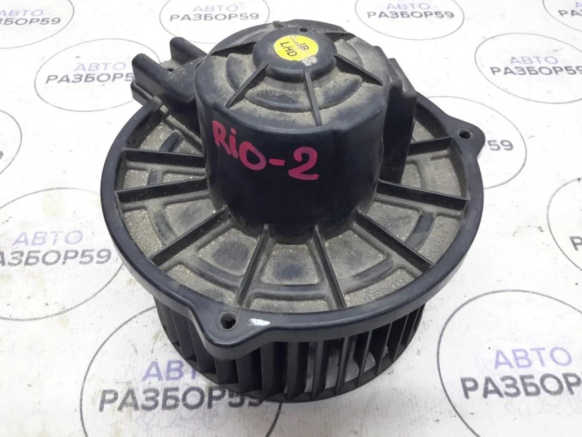 Моторчик печки Kia Rio III рестайлинг (2015—2017)