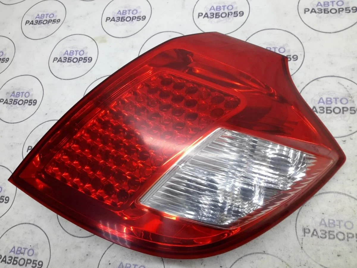 Фонарь правый Kia Ceed ED рестайлинг (2010—2012)