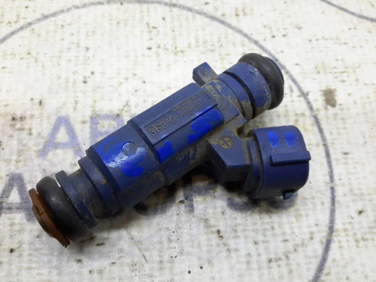 Форсунка топливная Kia Ceed ED рестайлинг (2010—2012)